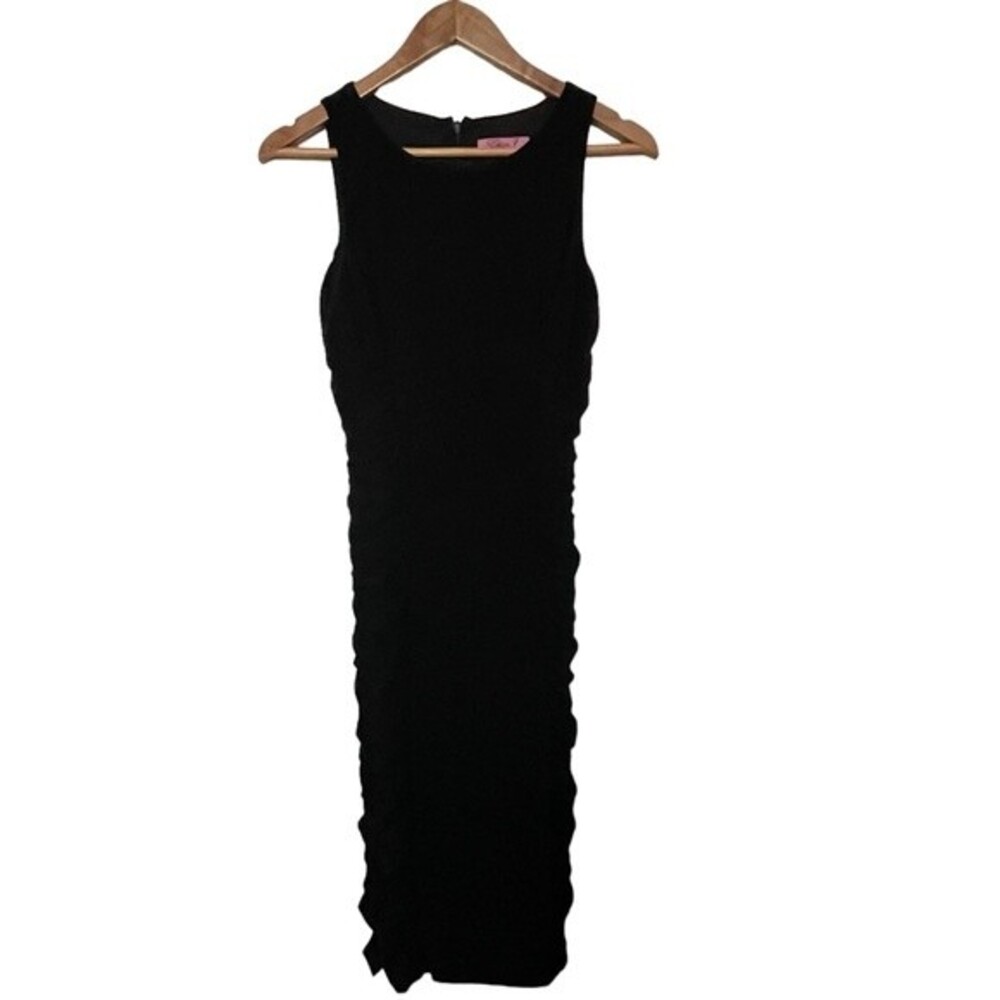 Eliza J LBD Bodycon MIDI Dress w/ Side Ruching in Black. Size 6.